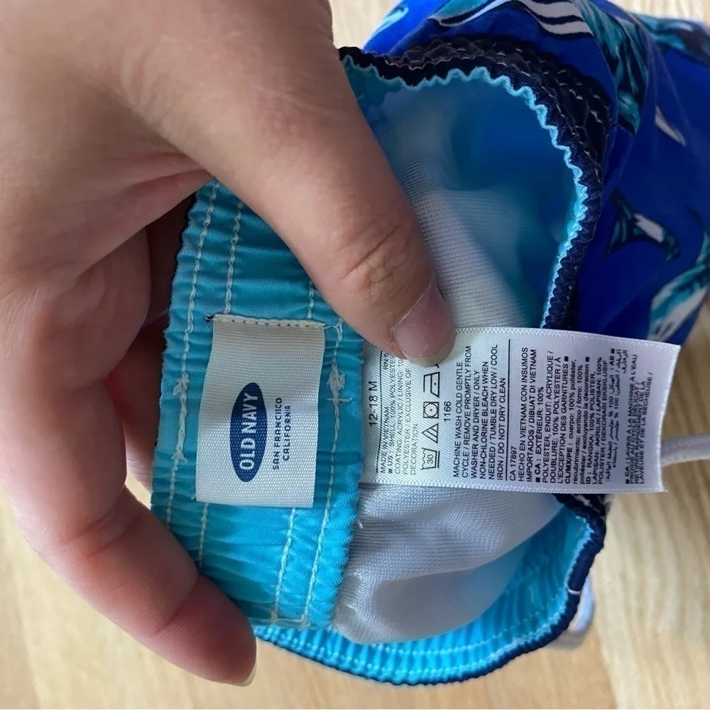 Old Navy Shark Swim Trunks Shorts 12-18 mos Boys Baby Toddler Blue